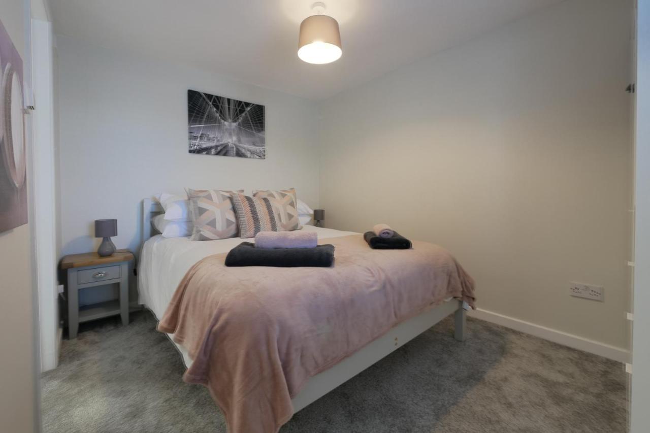 Crewe Short Lets 8 Victoria Court, Crewe Apartment Exterior photo