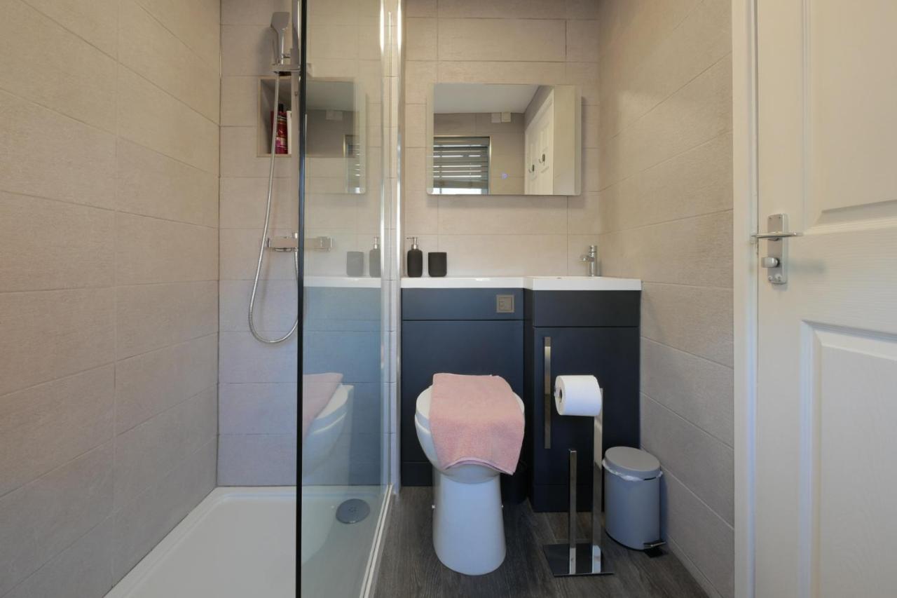 Crewe Short Lets 8 Victoria Court, Crewe Apartment Exterior photo