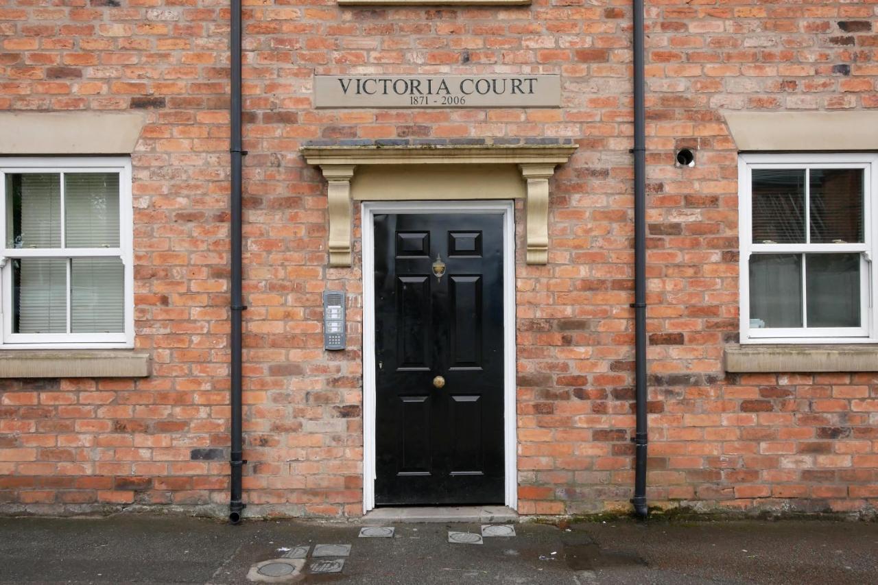Crewe Short Lets 8 Victoria Court, Crewe Apartment Exterior photo